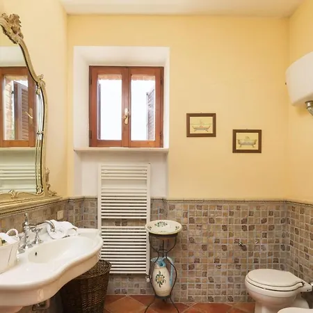 Augusto 10, Emma Willa Piegaro (Umbria)