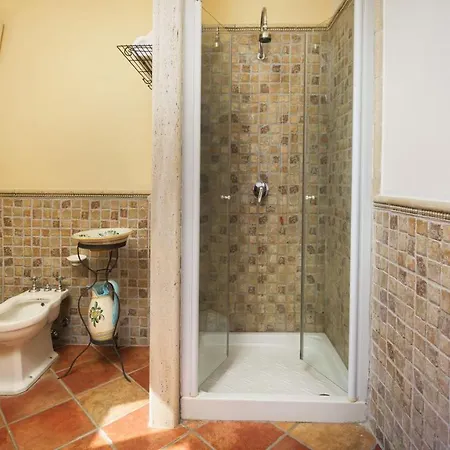 Willa Augusto 10, Emma *