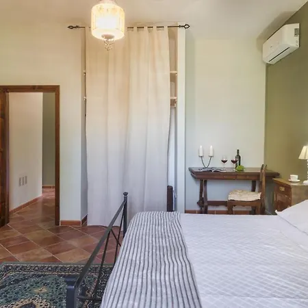 Augusto 10, Emma Piegaro (Umbria)