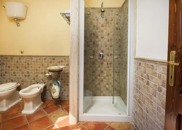 Villa Augusto 10, Emma *