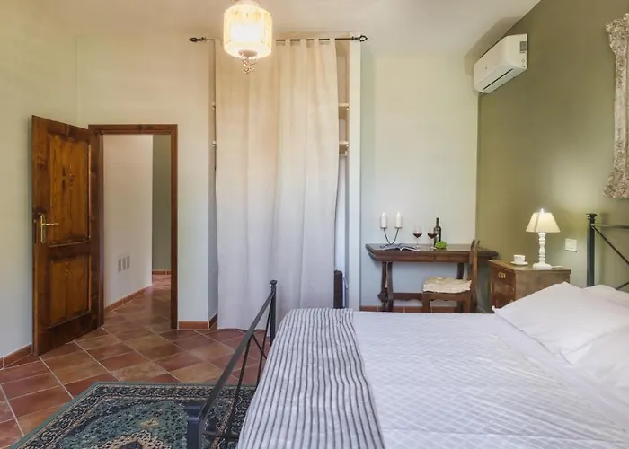 Augusto 10, Emma Piegaro (Umbria)